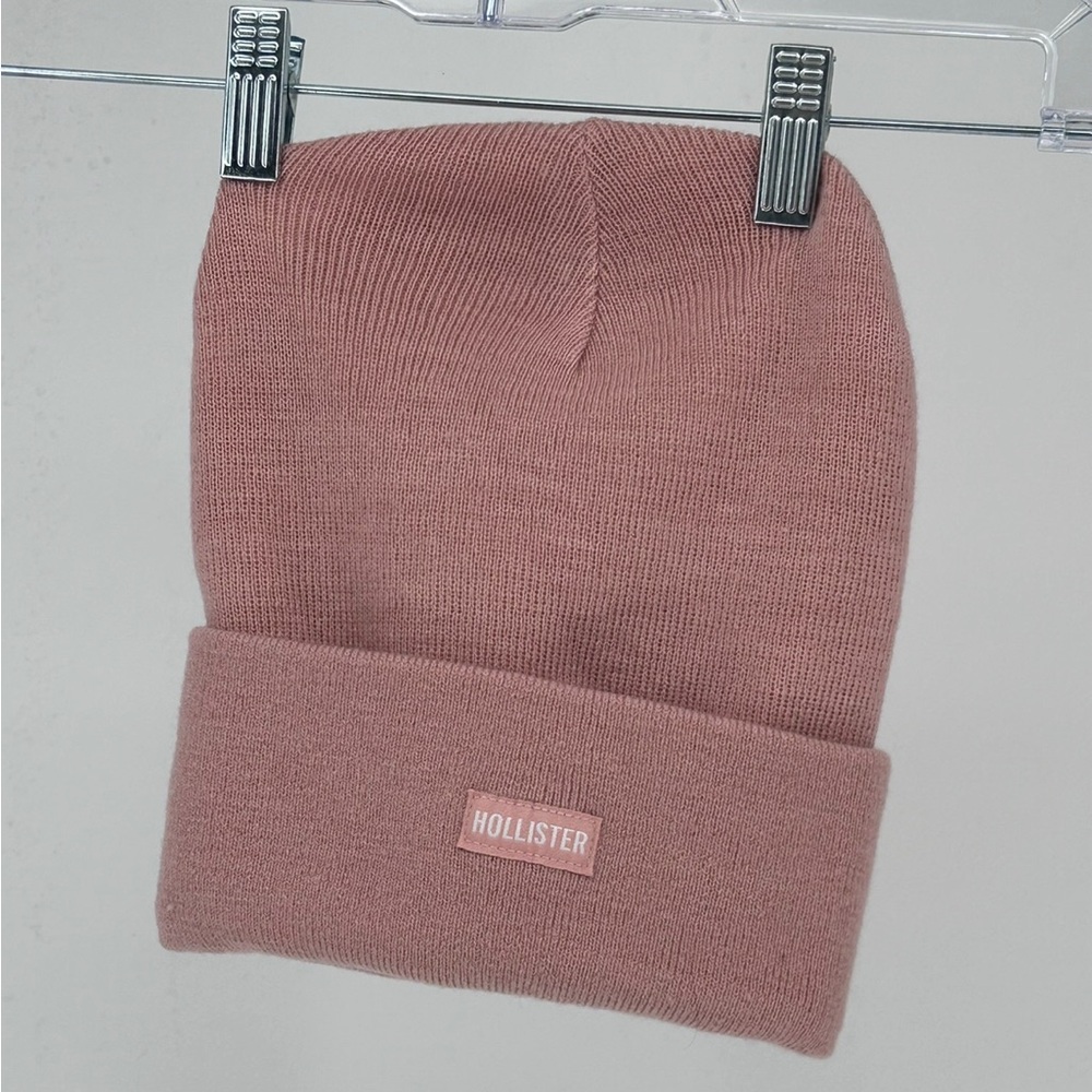 Hollister Co. Ribbed Knit Cuffed Beanie - Dusty Rose / Mauve NWOT